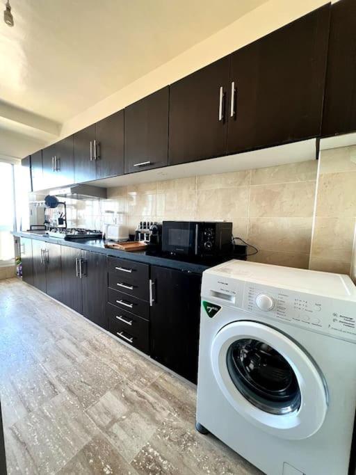 Ocean View Sunset Apartment In The Heart Of Rabat Eksteriør billede